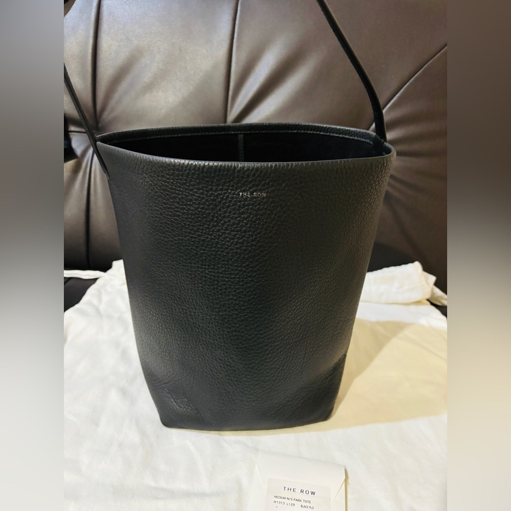 Gentle Used Medium N/S Park Tote Bag in Leather